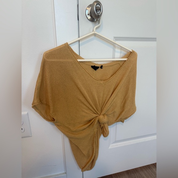 Urban Outfitters Tops - UO Yellow Casual Shirt💛
